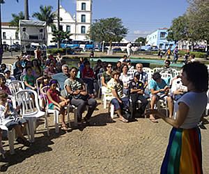 Crianças aprovam espetáculo infantil do Festival de Artes ituano