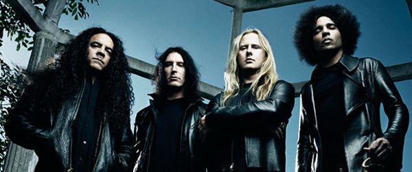 Festa xadrez: Alice in Chains e Stone Temple Pilots tocam no SWU