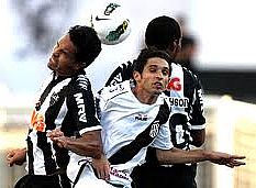 Ponte Preta perde em casa na estreia do Brasileirão 2012