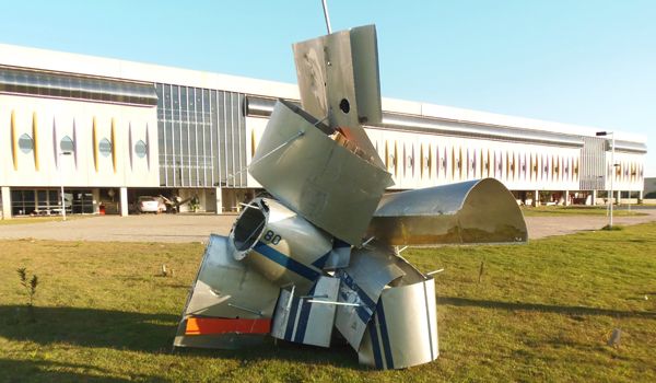 Jardins da FATEC de Itu recebem exposições de Marcos Amaro