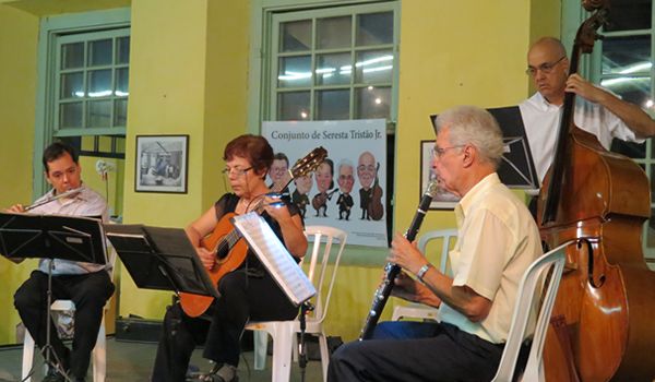 Quarteto Tristão Júnior realiza Seresta à Casa Imperial