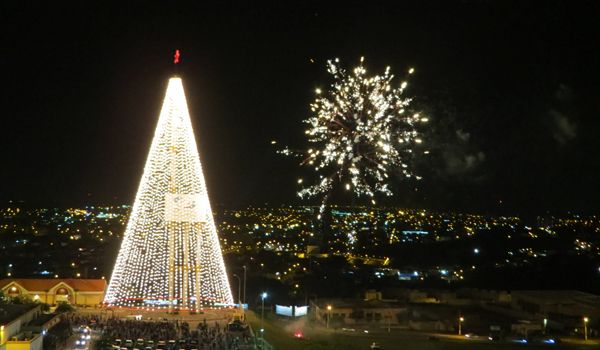 Árvore de Natal gigante do Plaza Shopping Itu será acesa nesta quinta